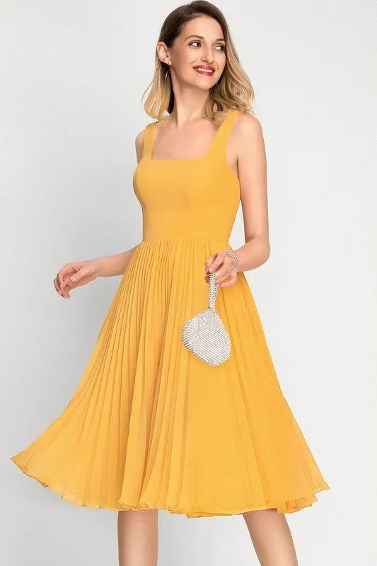 A-Line Square Neckline Cocktail Dress With Pleated Knee-Length Chiffon