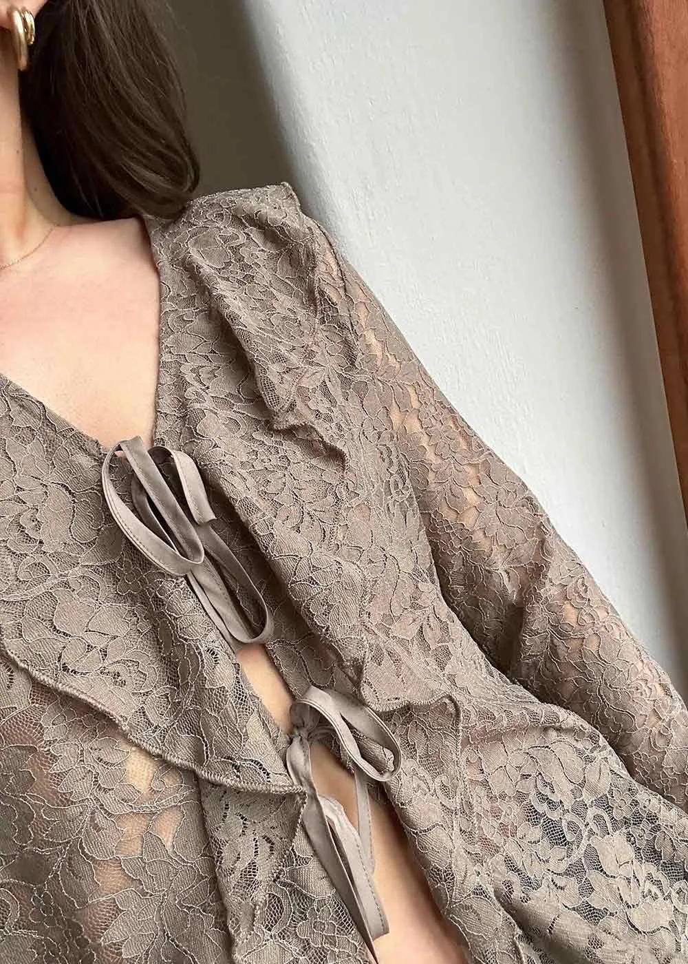 Anika Lace Blouse - Taupe