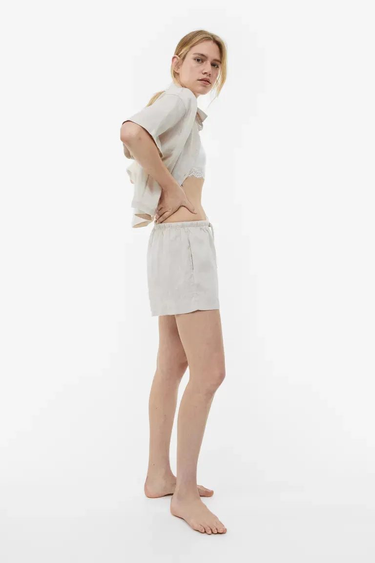 Linen shorts H&M, light beige